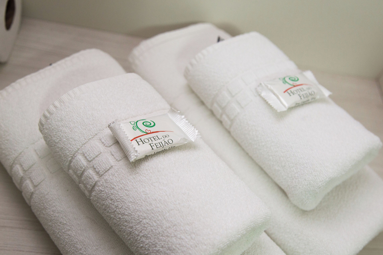 Bathroom amenities, Hotel do Feijão, Cachoeira Paulista