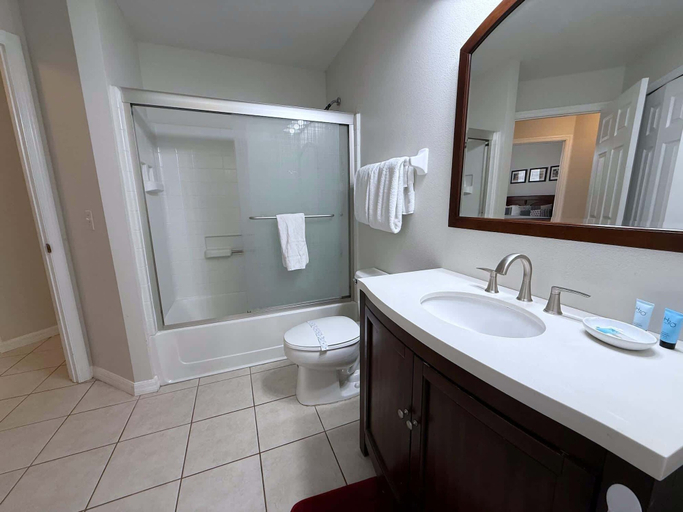 Bathroom 4, South Facing Golf Course Views, Southern Dunes Villa, Polk