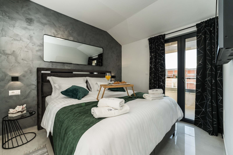 Bedroom 2, Villa Antea Dalmacija, Privlaka