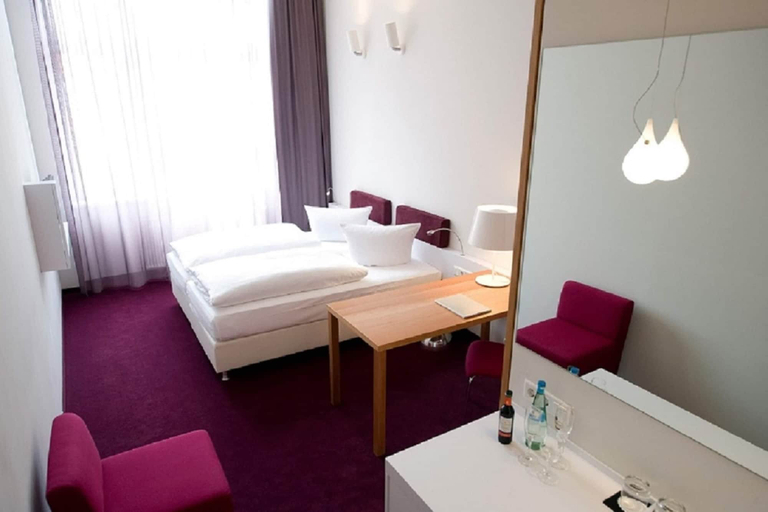 Bedroom 4, Wyndham Garden Berlin Mitte, Berlin