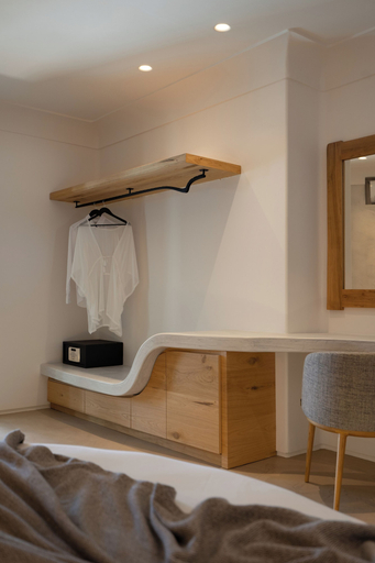 Bedroom 3, La Ponta Villas & Suites, South Aegean