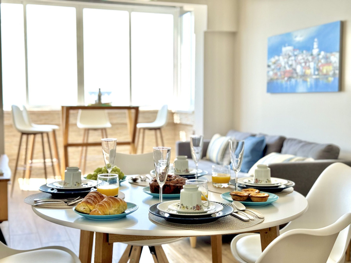 Food & Drinks 4, Quarteira Central Beach by Homing, Loulé