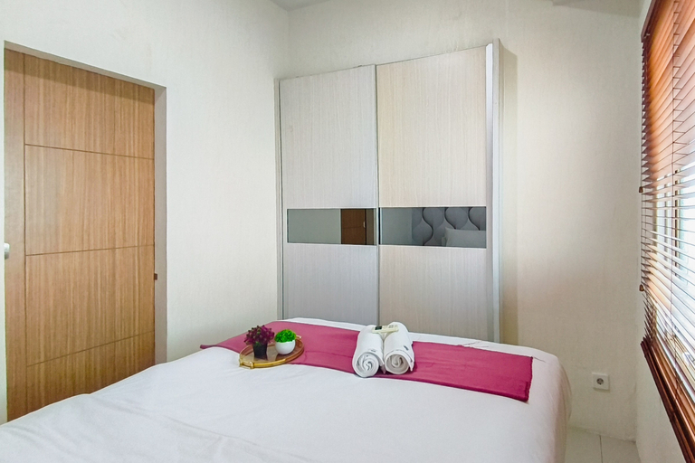 Bedroom 5, Best Combined Unit 2BR at Orchard Supermall Mansion Apartment By Travelio, Surabaya