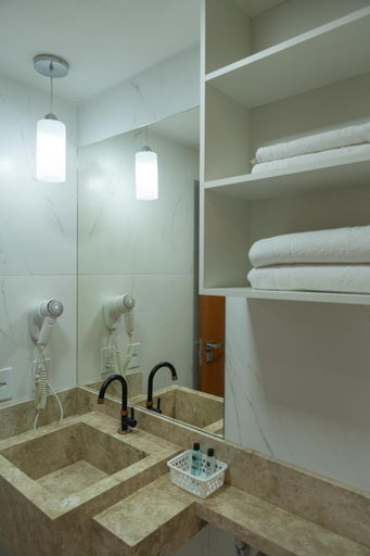 Bathroom 5, Imperial Hotel, Imperatriz
