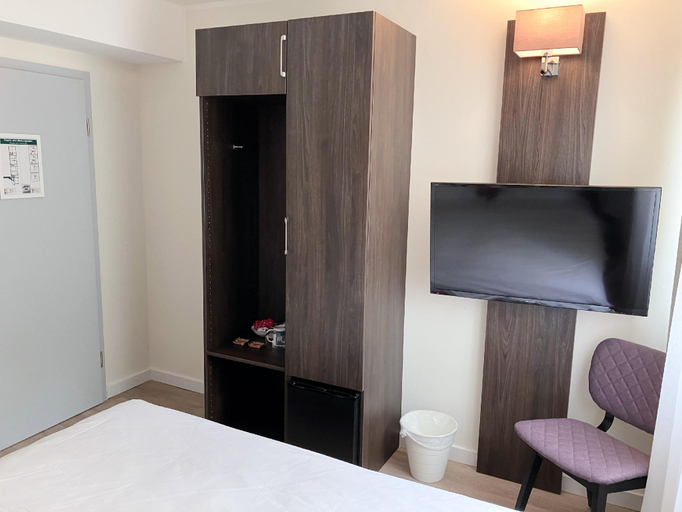 Bedroom 4, Fährhaus Hotel am Rhein by Mayburgh, Düsseldorf