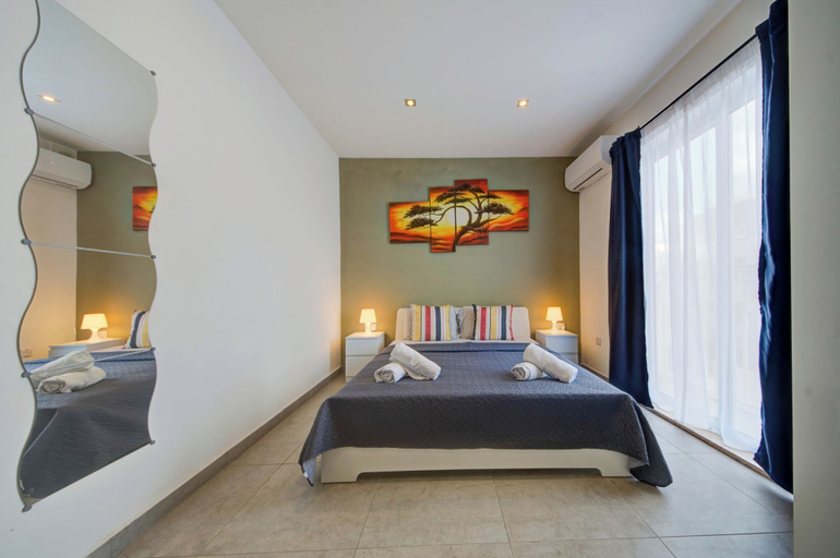 Room 3, Stunning Penthouse Apartment With Private Terrace