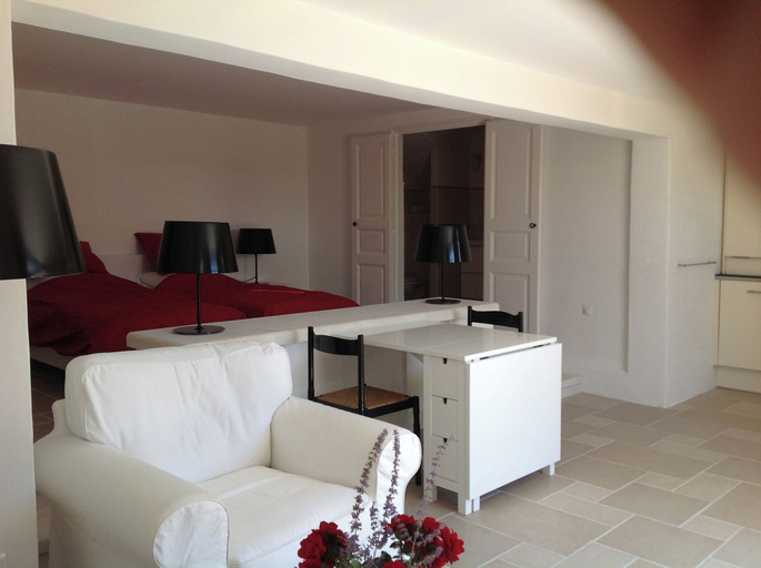 Living area 3, VillaFleuryAppartement, Drôme