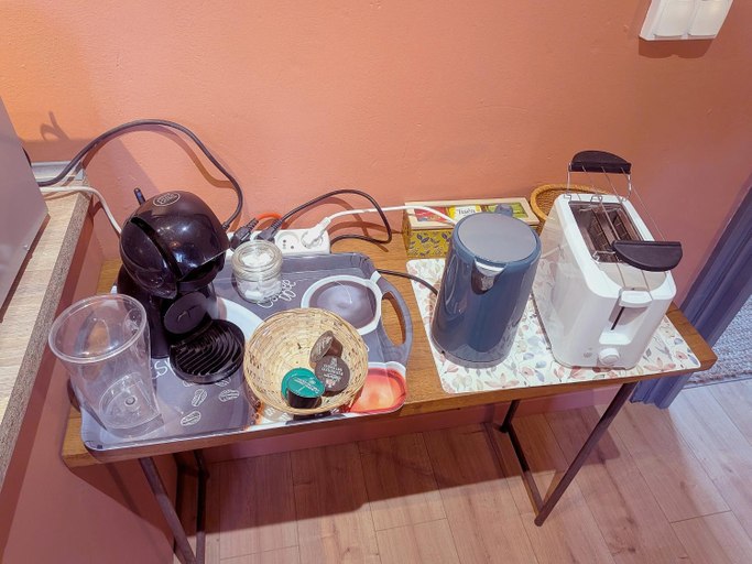 Food & Drinks 4, 16 Bis-Gite-Hotel-Appartement, Tarn