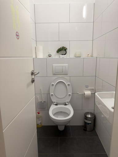 Bathroom 2, Apartment in Zentrum Krefeld, Krefeld