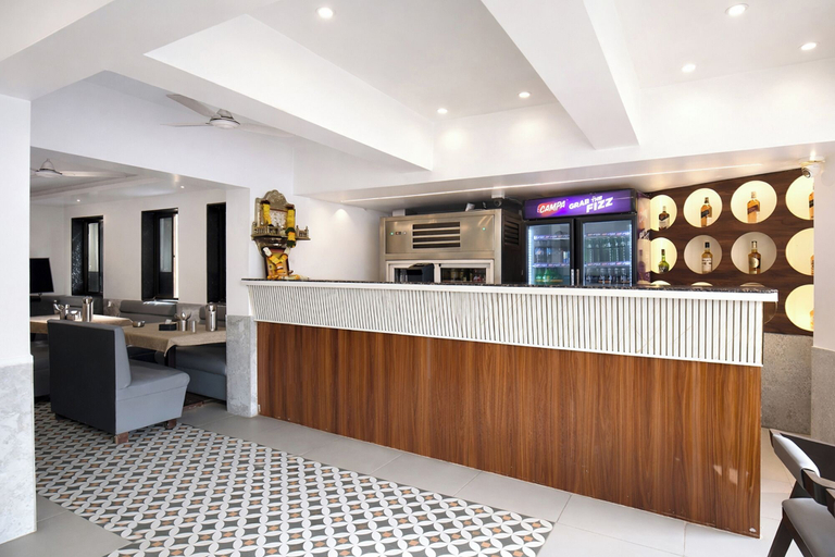 Bar (on property) 4, Fabhotel Shourya Regency, Pune