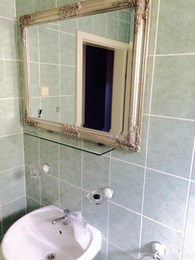 Bathroom 4, Vila Doni, Šibenik