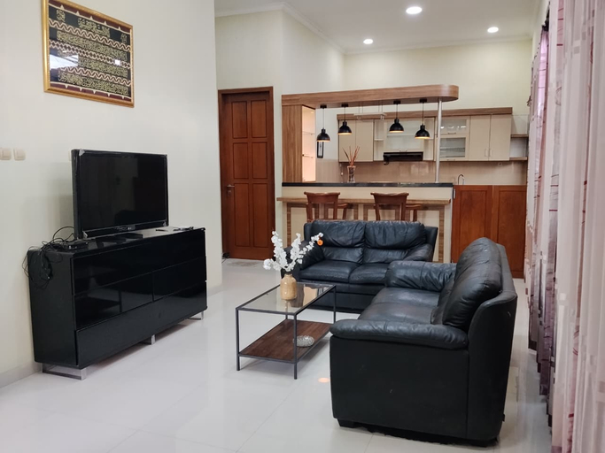 Others 2, Nusa Living Guest House, Kediri