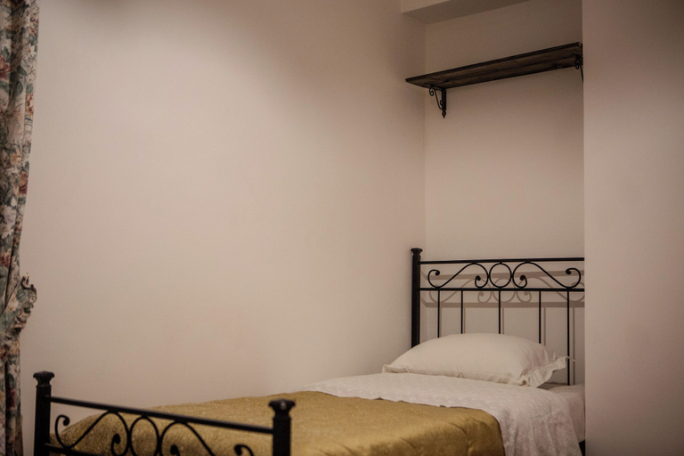 Room 3, Al Vicoletto, Latina