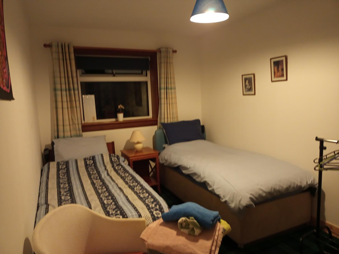 Bedroom 2, Rosemarie's B&B, Highland