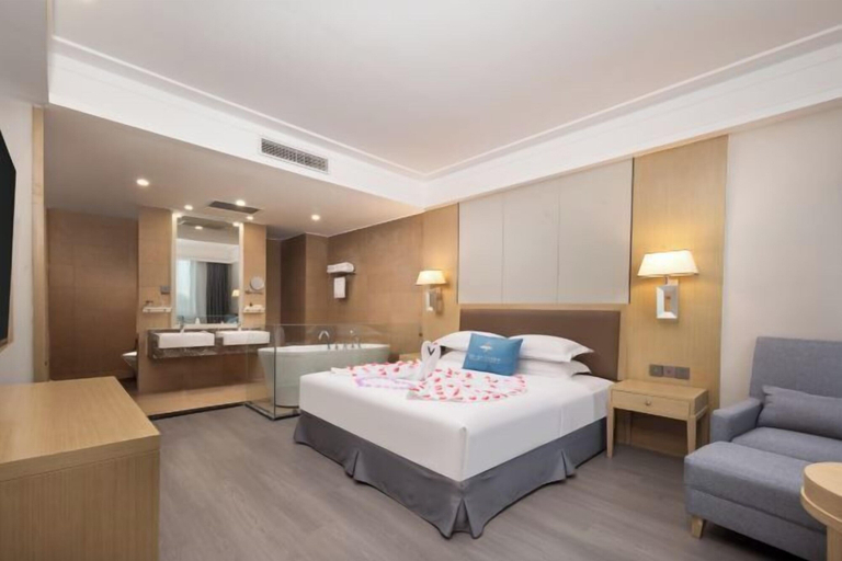 Bedroom 4, Xianning Hot Spring Valley Resort, Xianning