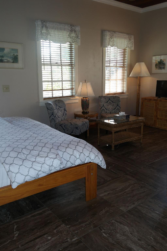 Bedroom 4, Heron House, Monroe