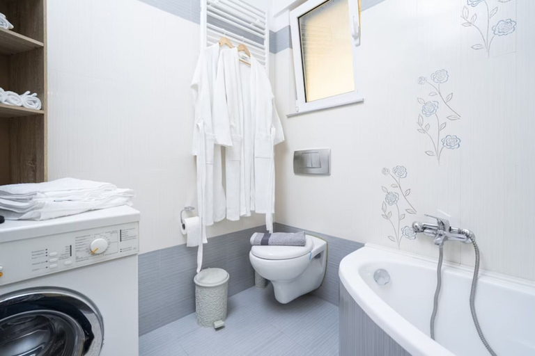 Bathroom 3, Helen Luxury Holiday House, Crete