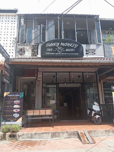 Exterior & Views 2, Funkymonkey Cafe&hostel, Vientiane
