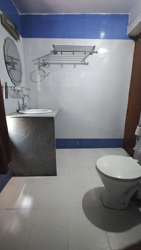 Bathroom 4, Hotel Ech Aar, Kargil, Kargil