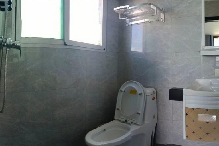Bathroom 3, Yongtai Tengyun Farm, Fuzhou