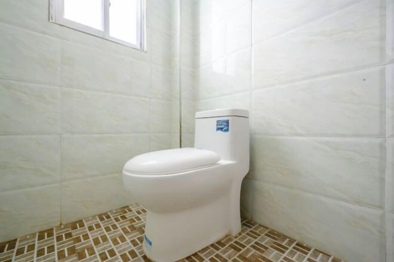 Bathroom 4, Huaqiangu Hotel, Chongqing