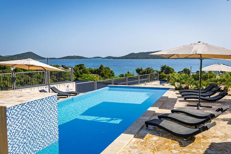 Sport & Beauty 2, Camp Panorama Plus with Pool, Pakoštane