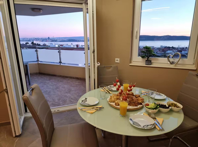 Dining room 3, Villa Rocco del Mare, Kaštela