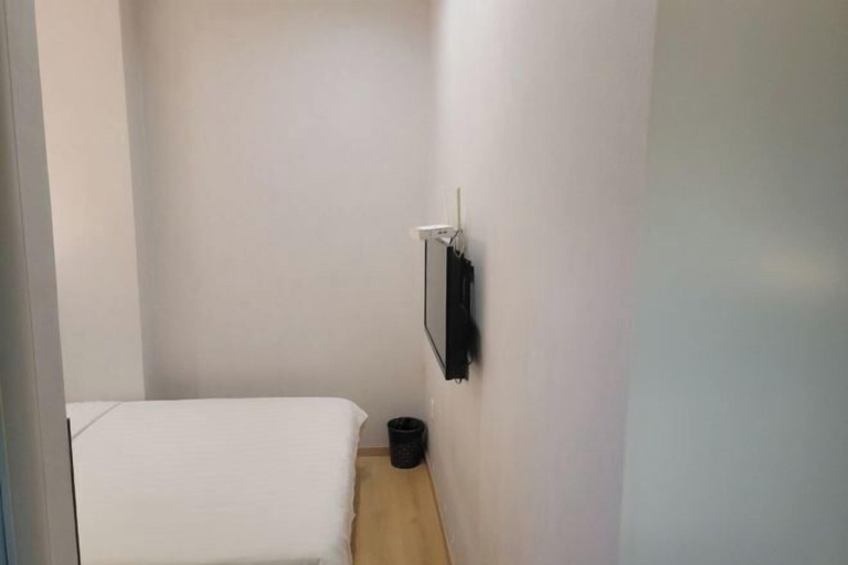 Bathroom 3, jindaxiang Express Hotel (Baoji Jiangtan Road Store), Baoji