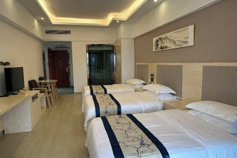 Bedroom 3, Hot Spring Forest Holiday Hotel, Hezhou