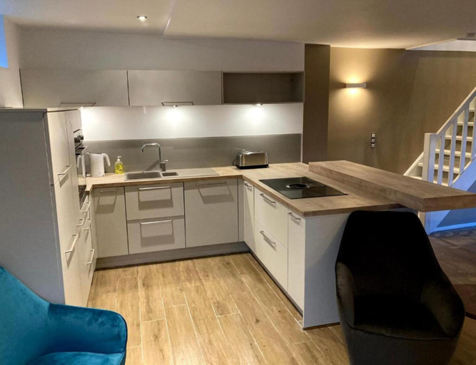 Private kitchen 2, Rural Stay for 9-guests in Durbuy, Luxembourg