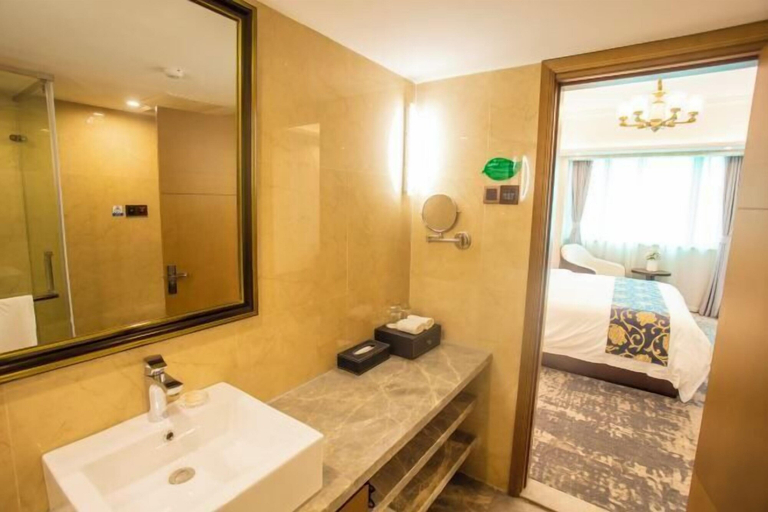 Bathroom 3, Jinshan Hotel, Shanghai