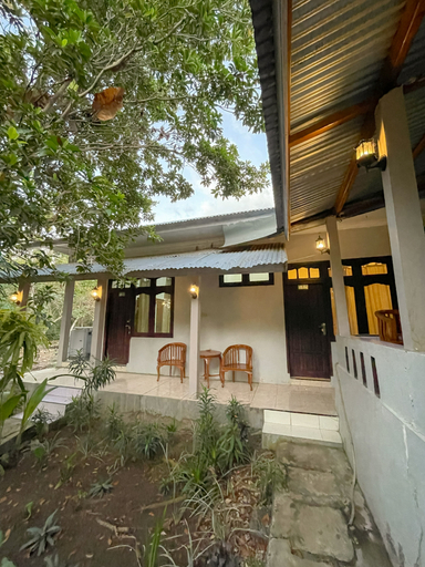 Exterior & Views 2, dAlvin Homestay, Manggarai Barat