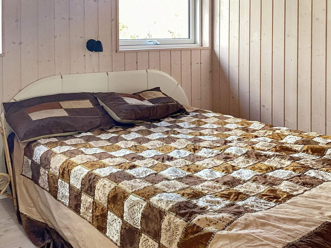 Bedroom 2, 4 Star Holiday Home in Vaeggerlose, Guldborgsund