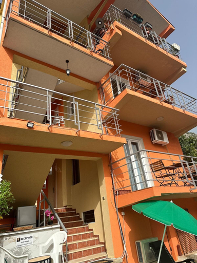 Exterior & Views 2, Themis Apart Hotel