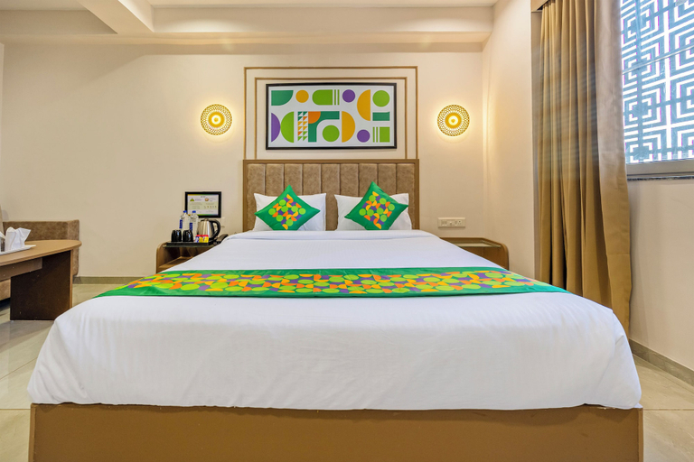Room 3, Treebo Arizona, Gandhinagar