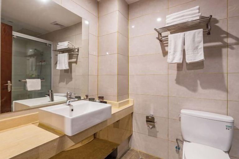 Bathroom 4, Zhongshan New Town Hotel, Suqian