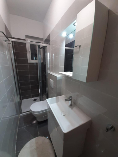 Bathroom 2, Apartments Nela, Jelsa