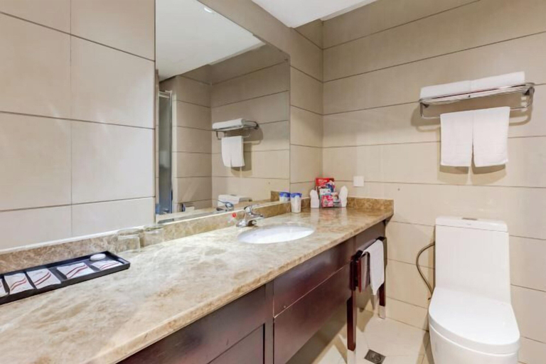 Bathroom 3, Hongxing International Hotel, Xuancheng