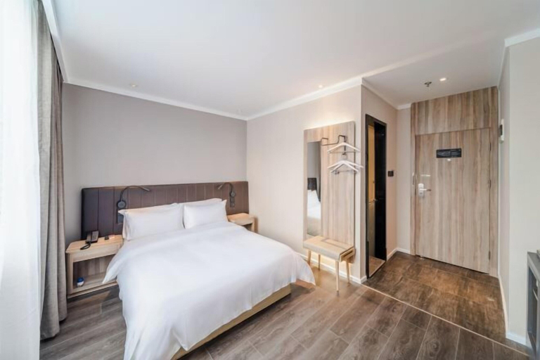 Bedroom 5, HanTing Hotel (Fuzhou Three Lanes And Seven Alleys), Fuzhou