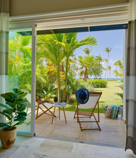 Room 3, The Beach View Playabonita Beachfront Pool, Las Terrenas