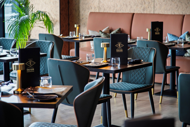 Food & Drinks 5, Soho Hotel Auckland, Waitakere