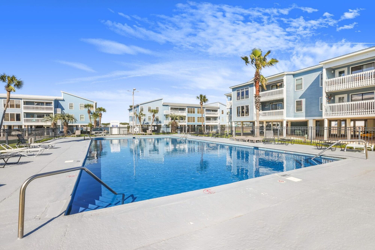 Room 3, Sea Oats 102c- Beach View Pool 25 Steps to Beach, Baldwin