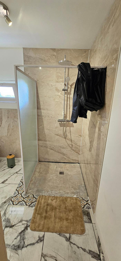 Bathroom, Le haras de gus et lulu, Sarthe