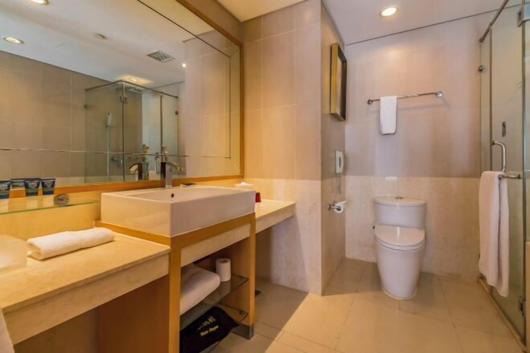 Bathroom 5, Four Points by Sheraton (Beijing Branch), Beijing