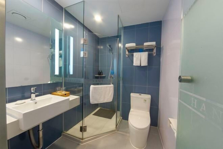 Bathroom 4, HanTing Hotel (Jilin Street Railway Station), Jilin