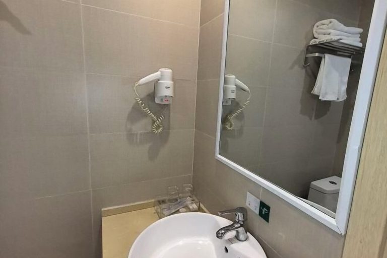 Bathroom 3, Tongling Weiduo Garden Hotel, Tongling