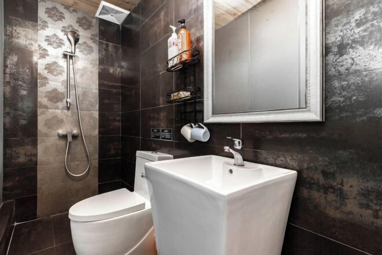 Bathroom 3, Yinyu Meishe Wangbulao B&B (Talang Square Branch), Shenzhen