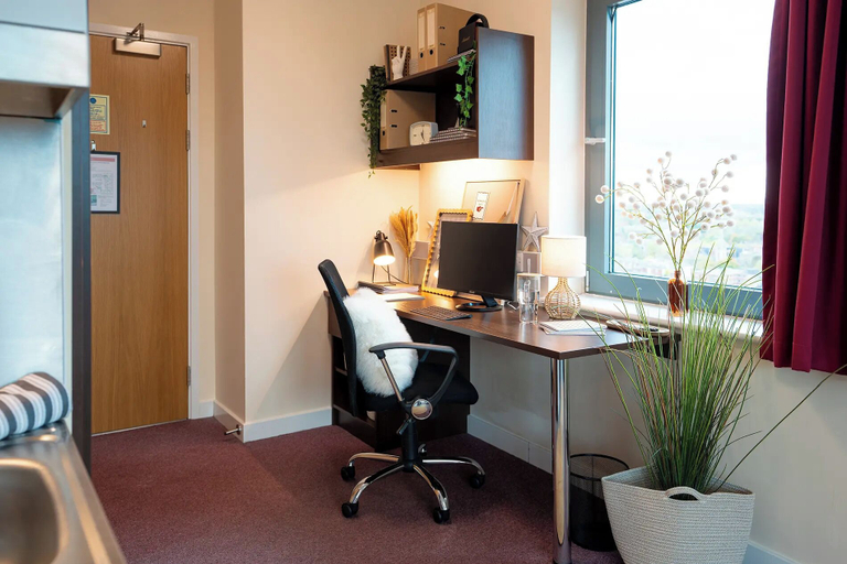 Room 2, Studios at St George's Tower in Leicester, Leicester