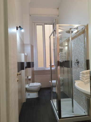 Bathroom 5, AD Cavour Luxury Rooms, Rome