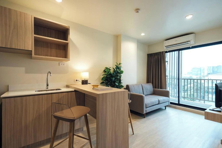 Others 5, The View Chaengwattana 14, Lak Si
